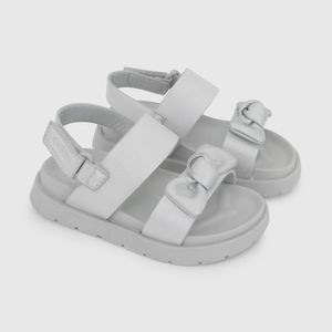 Sandalia de Vestir Metalizada Plateada de Caminante talla 21 a 27