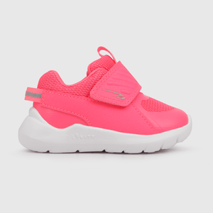 Zapatilla deportiva de niña fucsia