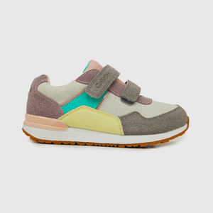 Zapatilla de niña jogging gris