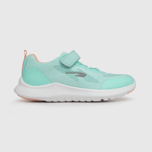 Zapatilla deportiva de niña botellas recicladas celeste
