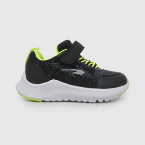 Zapatilla deportiva de niño botellas recicladas negro
