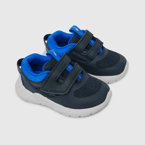 Zapatilla deportiva de niño caña baja azul