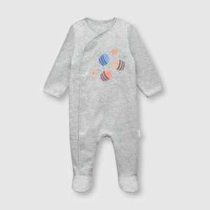 Enterizo de bebe niña estampado de bebé niña estampado gris