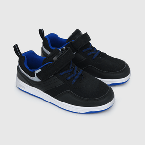 Zapatilla urbana de niño juego extremo negro