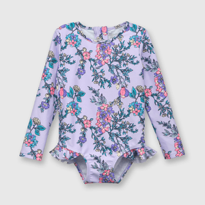 Entero de bebe niña con filtro Uv lila