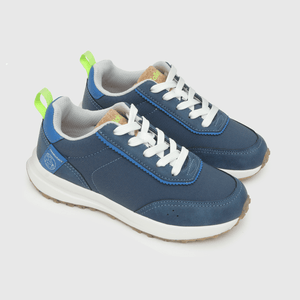 Zapatilla de niño urbana reciclada azul / blue