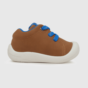 Zapato de bebe niño de bebé niño camel