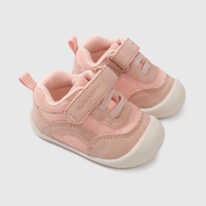 Zapatilla urbana Lifestyle Niña rosado