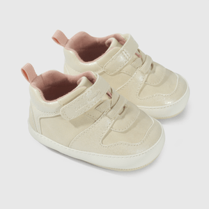 Zapatilla Colección Niña Dorado
