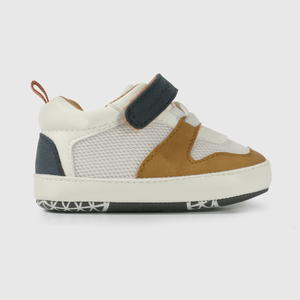 Zapatilla Colección Niño multicolor