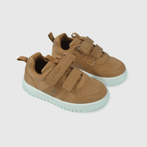 Zapatilla Lifestyle Niño café
